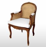 kareklopolythrona-louis-xv-vienneziki-psatha